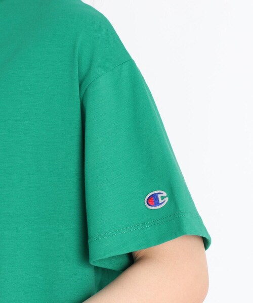 Champion(チャンピオン)の「Champion スリットラバーロゴTシャツ(Tシャツ/カットソー・レディース・オフホワイト/ダークグリーン/ブラック・03/02)」の14枚目の写真