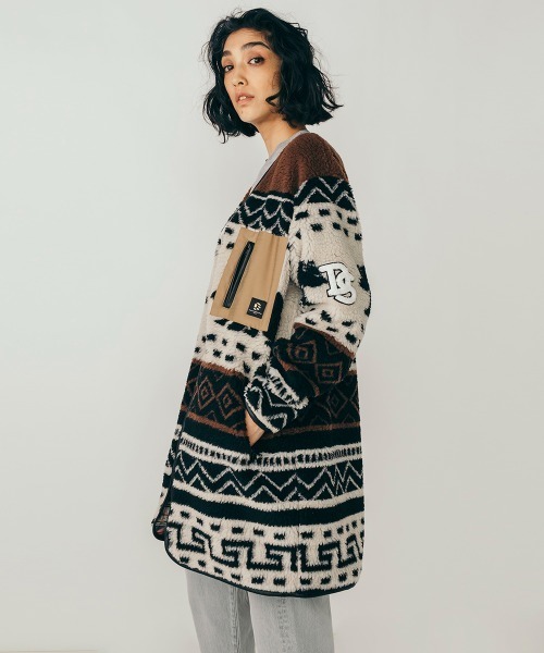 DOUBLE STANDARD CLOTHING（ダブルスタンダードクロージング）の「ジャガードボアラグランコート（その他アウター・レディース・ブラウン・FREE）」の3枚目の写真