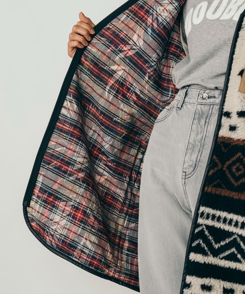 DOUBLE STANDARD CLOTHING（ダブルスタンダードクロージング）の「ジャガードボアラグランコート（その他アウター・レディース・ブラウン・FREE）」の12枚目の写真