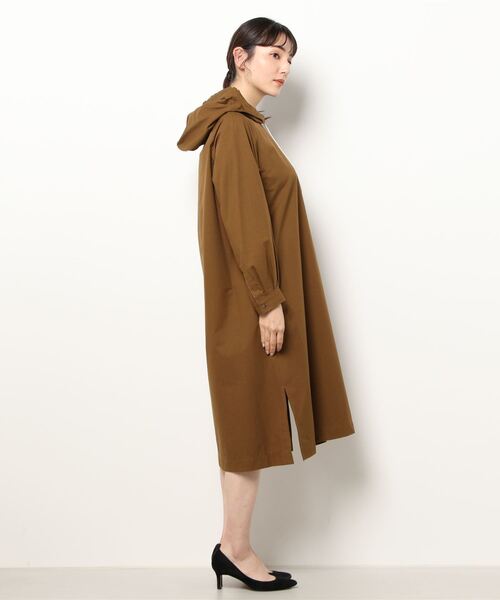 Lene（レネ）の「High Count Twill　フードワンピース 《early spring》（ワンピース・レディース・ブラック/ベージュ/カーキ・FREE）」の5枚目の写真