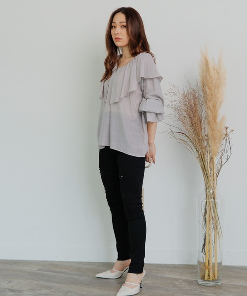 LIPSERVICE（リップサービス）の「BIGフリルカラーブラウス（シャツ/ブラウス・レディース・ホワイト/ブラック/ライトグレー・FREE）」の15枚目の写真