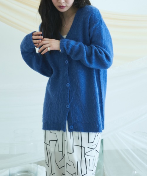 VACANCY（ヴァカンシー）の「シャギーモヘアライクBIGカーディガン（カーディガン/ボレロ・レディース・ブラック/ピンク/イエロー/ブルー/グリーン・FREE）」の4枚目の写真