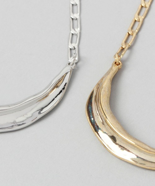 JEANASIS（ジーナシス）の「ムーンネックレス/959749（ネックレス・レディース・シルバー/ゴールド・FREE）」の6枚目の写真