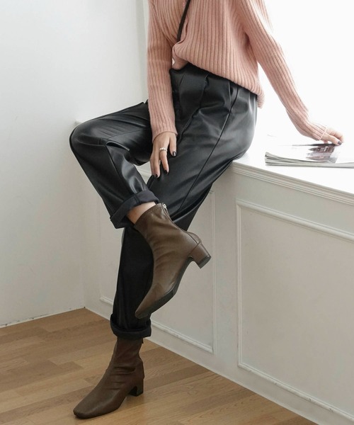 Mayree（メイリー）の「【Mayree】合成皮革テーパードタックパンツ 2021AW（スラックス・レディース・ブラック/ライム/モカ/アイボリー・FREE）」の14枚目の写真