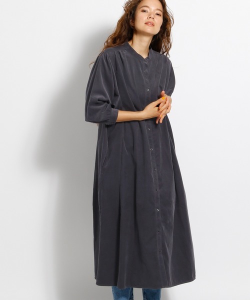 niko and...（ニコアンド）の「Tenderコール羽織りワンピース（ワンピース・レディース・カーキ/チャコール/アイボリー/ブルー・MEDIUM/LARGE）」の2枚目の写真