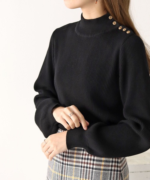 HER CLOSET（ハークローゼット）の「【shemoshelly】WEB限定洗えるアシメショルダーボタンハイネックリブニット（ニット/セーター・レディース・ホワイト/ブラック/アッシュブラウン/グリーン/ブルーパープル・M）」の12枚目の写真