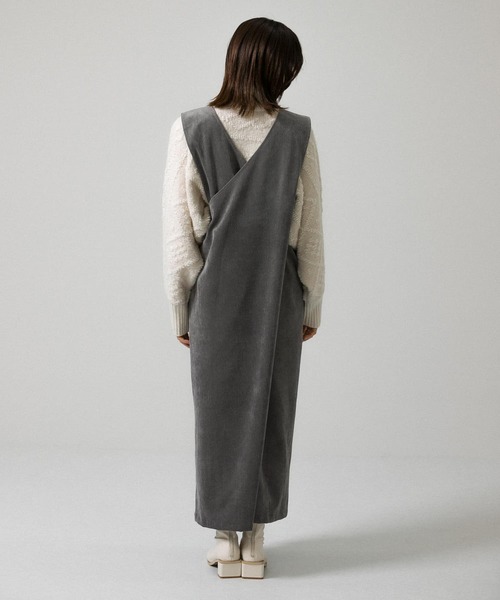 KBF(ケイビーエフ)の「コーデュロイクロスジャンパースカート(ジャンパースカート・レディース・ネイビー/ブラウン/グレー・ONE)」の15枚目の写真