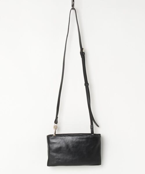 ALLSAINTS（オールセインツ）の「MILA QUILTED LEATHER POUCH | MILA キルト レザー ポーチ（ショルダーバッグ・レディース・ブラック/ピンク系その他・ONE SIZE）」の12枚目の写真