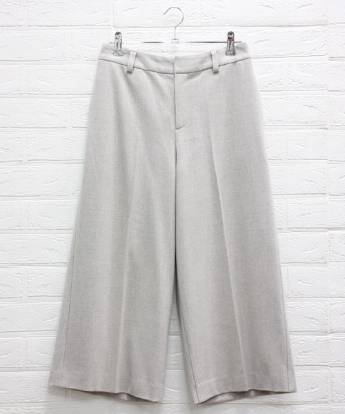 BELLUNA PLUS(ベルーナ)の「ウール調センタープレスクロップドパンツ(スラックス・レディース・ライトグレー/チャコール/グレー系その他/ブラウン系その他/チェック・SMALL/MEDIUM/LARGE/X-LARGE)」の2枚目の写真