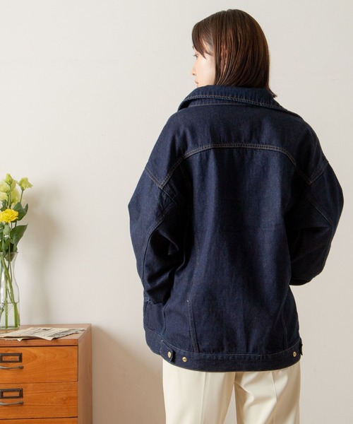 ANGIE（アンジー）の「ビッグカラーオーバーサイズデニムジャケット（デニムジャケット・レディース・ブルー/ネイビー・FREE）」の16枚目の写真