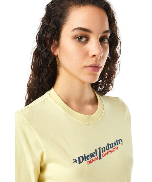 DIESEL(ディーゼル)の「レディース Tシャツ 半袖 クルーネック ロゴグラフィック(Tシャツ/カットソー・レディース・イエロー/ホワイト/オレンジ・LARGE/MEDIUM/SMALL/X-SMALL)」の22枚目の写真