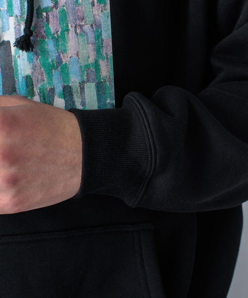 ABAHOUSE（アバハウス）の「【KUPKA / クプカ】プルオーバー アート パーカー（パーカー・メンズ・ホワイト/ブラック/パープル/カーキ・46/48/50）」の17枚目の写真