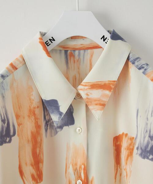 CITEN（シテン）の「＜CITEN（シテン）＞ウォーターカラープリント ボックス シャツ（シャツ/ブラウス・レディース・ライトグレー/オフホワイト・FREE）」の4枚目の写真