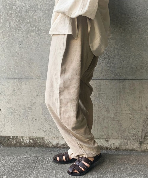 select MOCA by son（セレクトモカバイソン）の「リネンフロントタックリラックスパンツ（スラックス・レディース・ブラック/カーキ/ナチュラル/アッシュ・FREE）」の8枚目の写真