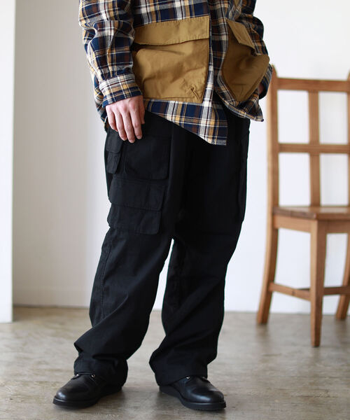BEAMS(ビームス)の「BEAMS / バルーン カーゴ パンツ(カーゴパンツ・メンズ・ブラック/オリーブ・SMALL/MEDIUM/LARGE/X-LARGE)」の19枚目の写真