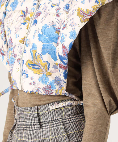 ISABEL MARANT(イザベルマラン)の「ISABLE MARANT ナイロン HOODIA(ベスト・レディース・ホワイト系その他/ブルー系その他4・FREE)」の13枚目の写真