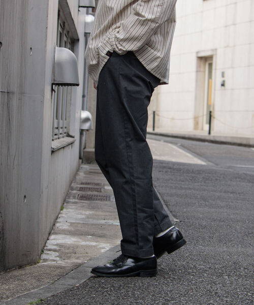 Dickies（ディッキーズ）の「【Dickies/ディッキーズ】T/C ツイルイージーパンツ（チノパンツ・メンズ・チャコールグレー/ブラック/ベージュ/オリーブ・MEDIUM/LARGE/X-LARGE）」の6枚目の写真