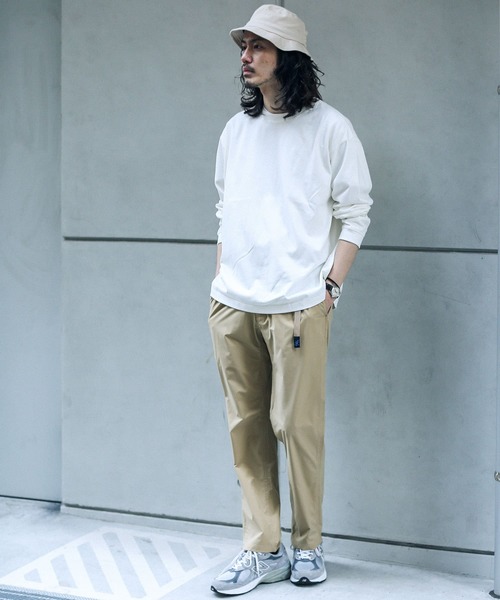 URBAN RESEARCH Sonny Label(アーバンリサーチサニーレーベル)の「コーデュラロングスリーブTシャツ(Tシャツ/カットソー・メンズ・チャコールグレー/オフホワイト/ライトベージュ・MEDIUM/LARGE)」の12枚目の写真