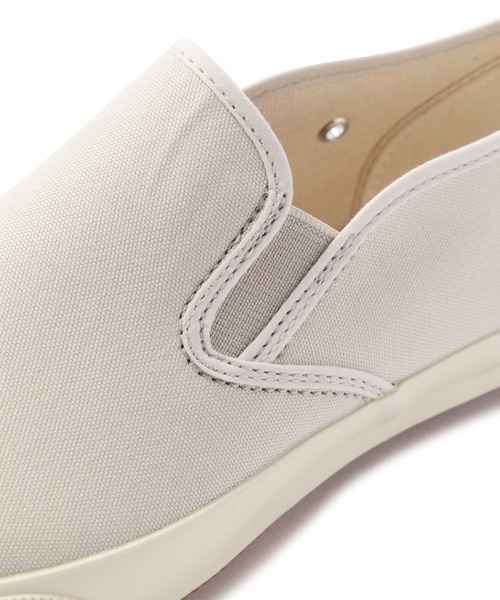 MHL.（エムエイチエル）の「SLIPON SHOE（スニーカー・レディース・ブラック/オフホワイト・24.0/25.0/23.0）」の8枚目の写真