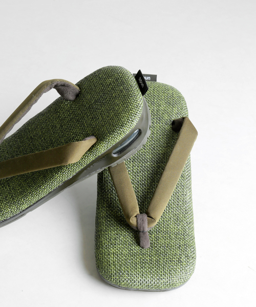 JOURNAL STANDARD relume（ジャーナルスタンダード　レリューム）の「【goyemon / ごゑもん】雲駄/unda 別注 TOKIWA（サンダル・メンズ・カーキ・MEDIUM/LARGE）」の2枚目の写真