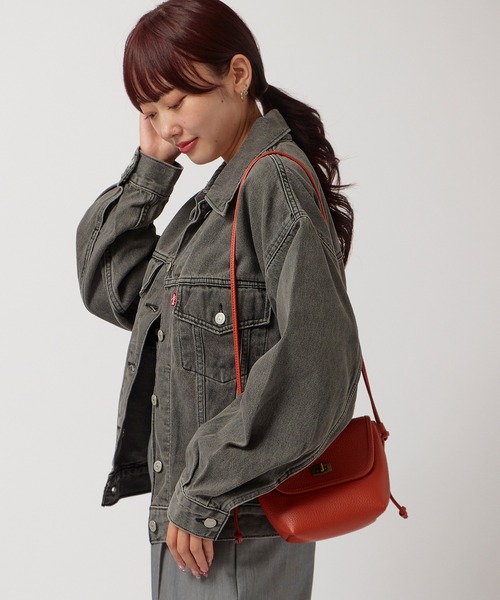 Levi's(リーバイス)の「LEVI'S/リーバイス 90S TRUCKER デニムジャケット トラッカージャケット ジージャン Gジャン ヴィンテージ ビンテージ ライトアウター 秋 秋服 2026年秋冬 冬服(デニムジャケット・レディース・ライトブルー/ブラック/ブルー・S)」の21枚目の写真