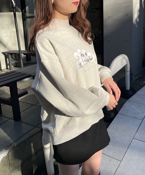 one after another NICE CLAUP(ワンアフターアナザーナイスクラップ)の「ホワイトDogブリントスウェット(スウェット・レディース・ネイビー/オフホワイト/オートミール・FREE)」の4枚目の写真