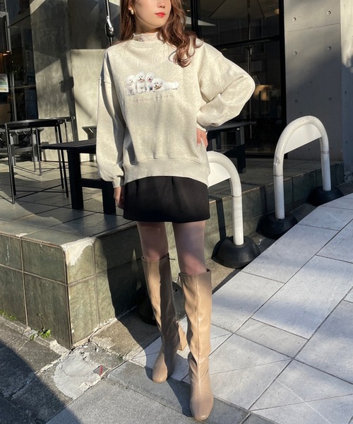 one after another NICE CLAUP(ワンアフターアナザーナイスクラップ)の「ホワイトDogブリントスウェット(スウェット・レディース・ネイビー/オフホワイト/オートミール・FREE)」の5枚目の写真