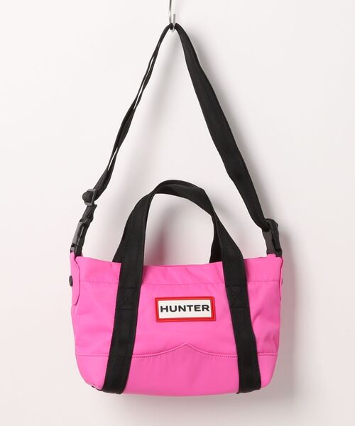 HUNTER(ハンター)の「/HUNTER/NYLON TOPCLIP TOTE MINI(トートバッグ・レディース・ピンク/イエロー/ブラック/ネイビー/オリーブ/ピンク系その他/レッド/ホワイト系その他/ブラック系その他/マスタード/ピンク系その他2・FREE)」の10枚目の写真