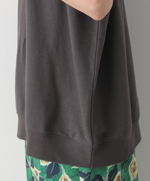 LEPSIM(レプシィム)の「ハーフZIPフレンチスリーブプルオーバー 274280(Tシャツ/カットソー・レディース・チャコールグレー/オレンジ/グリーン/グレイッシュベージュ・FREE)」の17枚目の写真