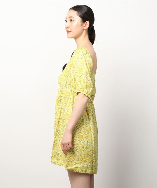 VOLCOM(ボルコム)の「WANNA HV SUN DRS(ワンピース・レディース・ライム・SMALL/X-SMALL)」の2枚目の写真