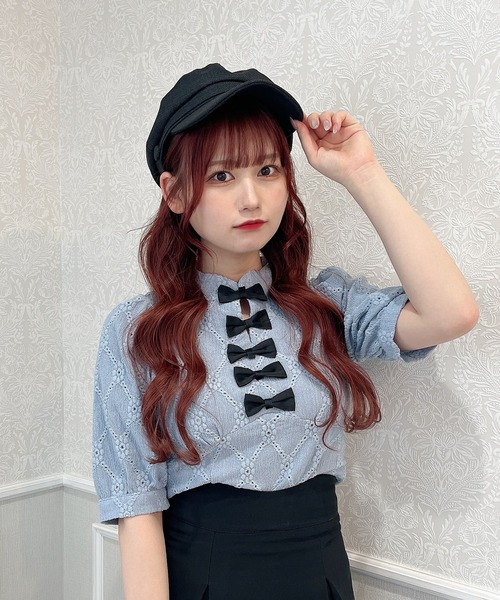 Rmine（アールマイン）の「ラインリボンパワショル5分袖トップス（シャツ/ブラウス・レディース・ブルー/ブラック/ホワイト/ピンク・FREE）」の4枚目の写真