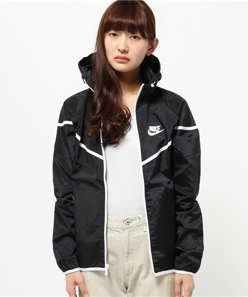 BEAMS BOY(ビームスボーイ)の「NIKE / テック エアロシールド ウィンドランナー(ブルゾン・レディース・ホワイト/ブラック・ONE SIZE)」の11枚目の写真