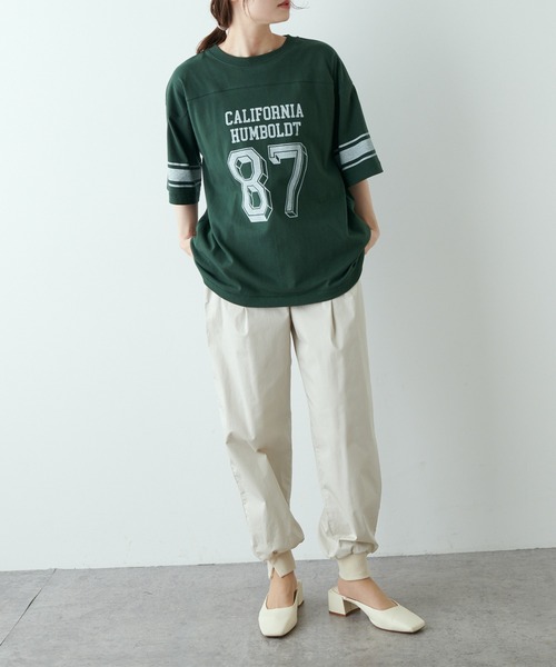 PUAL CE CIN（ピュアルセシン）の「フットボールTシャツ（Tシャツ/カットソー・レディース・グリーン/ナチュラル/グレイッシュベージュ・FREE）」の15枚目の写真