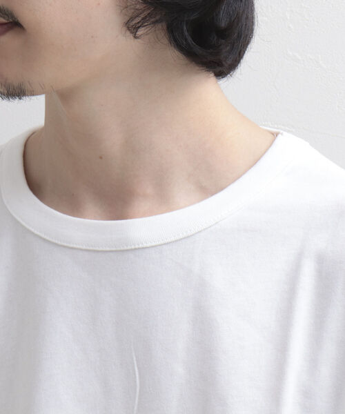 GLOSTER(グロスター)の「【GLOSTER/グロスター】レイヤードラウンドTシャツ 《レイヤードコーデに最適》(Tシャツ/カットソー・メンズ・チャコールグレー/オフホワイト/イエロー/ミント/グレイッシュベージュ・M/L/XL)」の7枚目の写真