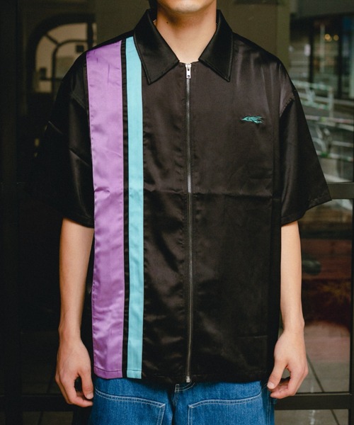 Oversize white side rail T‑shirt — оверсайз футболка с боковой вставкой