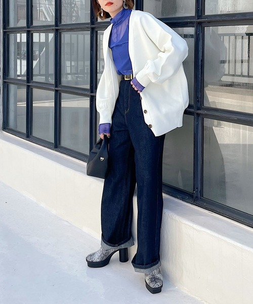 PAGEBOY（ページボーイ）の「スポンジコクーンVネックカーディガン（カーディガン/ボレロ・レディース・オフホワイト/ブラック/ブラウン系その他/ブルー系その他/オレンジ/ターコイズブルー・FREE）」の11枚目の写真