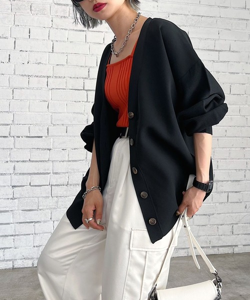 PAGEBOY（ページボーイ）の「スポンジコクーンVネックカーディガン（カーディガン/ボレロ・レディース・オフホワイト/ブラック/ブラウン系その他/ブルー系その他/オレンジ/ターコイズブルー・FREE）」の15枚目の写真