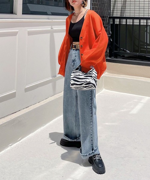 PAGEBOY（ページボーイ）の「スポンジコクーンVネックカーディガン（カーディガン/ボレロ・レディース・オフホワイト/ブラック/ブラウン系その他/ブルー系その他/オレンジ/ターコイズブルー・FREE）」の12枚目の写真