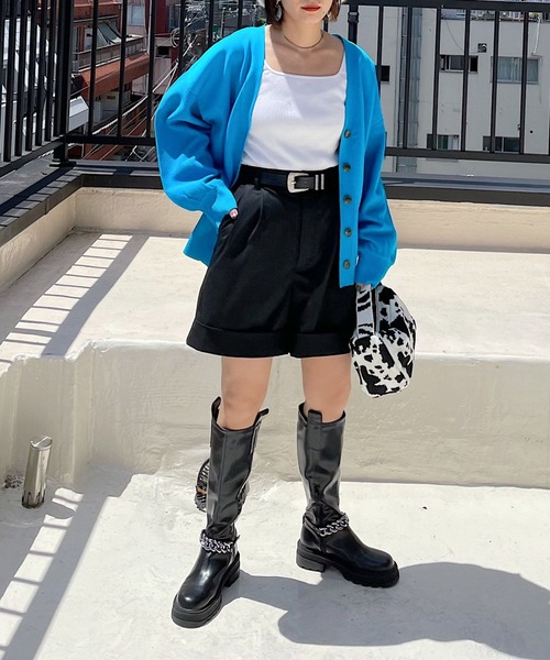 PAGEBOY（ページボーイ）の「スポンジコクーンVネックカーディガン（カーディガン/ボレロ・レディース・オフホワイト/ブラック/ブラウン系その他/ブルー系その他/オレンジ/ターコイズブルー・FREE）」の9枚目の写真