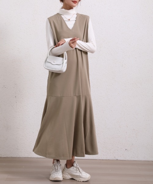 Coo+i（クーイ）の「2WAYマーメードロングワンピース Vネック（ワンピース・レディース・ネイビー/ブラック/ベージュ/グレー/モカ/カーキ・M/L）」の5枚目の写真