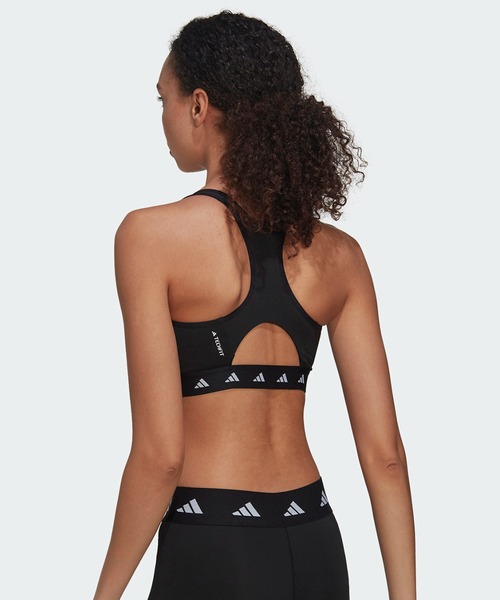 adidas（アディダス）の「Powerreact トレーニング ミディアムサポート テックフィットスポーツブラ / アディダス adidas（スポーツブラ・レディース・ブルー/イエロー/ブラック/ブラウン・M-AB/XL-AB/M-CD/XL-CD/L-AB/S-AB/L-CD/S-CD/XXL-CD/XXL-AB）」の10枚目の写真