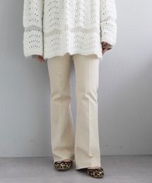 SHENERY | センタープレスフレアデニムパンツ(Beige)(デニムパンツ)