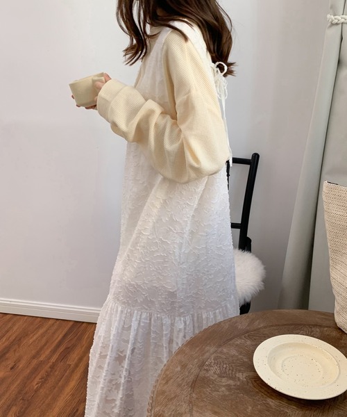 ECLIN（エクラン）の「シアージャガードレースキャミソールワンピース（ワンピース・レディース・ホワイト/ブラック/ベージュ/グリーン/ブルー/ピンク/ネイビー・M/L）」の2枚目の写真