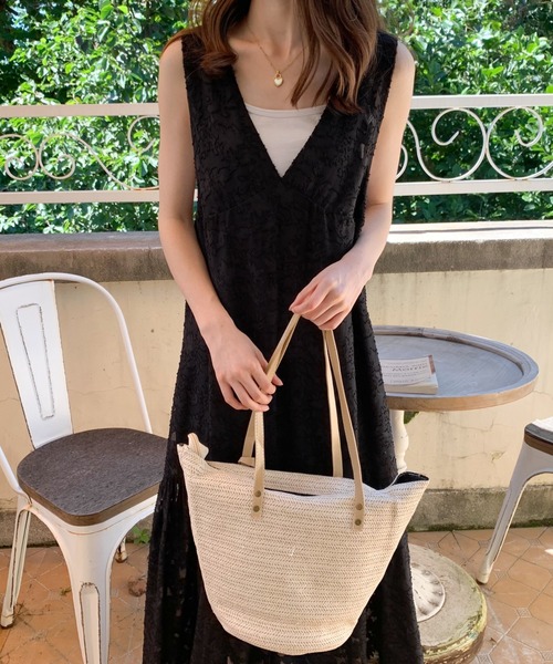 ECLIN（エクラン）の「シアージャガードレースキャミソールワンピース（ワンピース・レディース・ホワイト/ブラック/ベージュ/グリーン/ブルー/ピンク/ネイビー・M/L）」の21枚目の写真