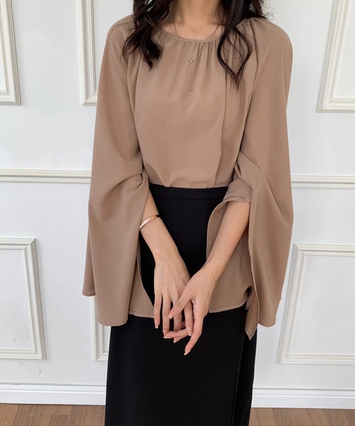 ECLIN（エクラン）の「フレアスリーブスリットブラウス（シャツ/ブラウス・レディース・ブラック/ベージュ/モカ・L/M）」の21枚目の写真