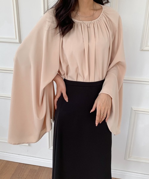 ECLIN（エクラン）の「フレアスリーブスリットブラウス（シャツ/ブラウス・レディース・ブラック/ベージュ/モカ・L/M）」の22枚目の写真