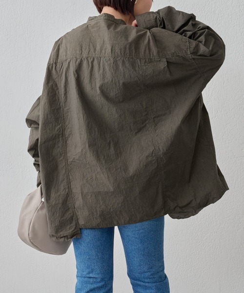 BEARDSLEY（ビアズリー）の「ビッグシャツ：綿100% フロントと脇・袖部分に違うシャツを組み合わせ1つに（シャツ/ブラウス・レディース・カーキ/ホワイト・FREE）」の14枚目の写真