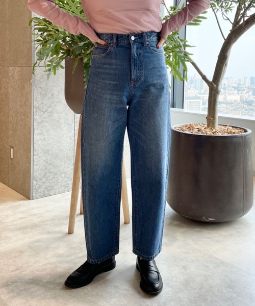 LOWRYS FARM（ローリーズファーム）の「CONE／カーブデニムパンツ