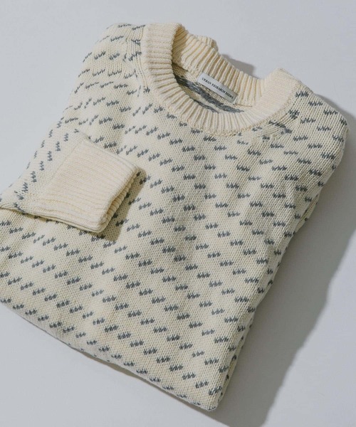 URBAN RESEARCH DOORS（アーバンリサーチドアーズ）の「『ユニセックス』バーズアイクルーネックニット（ニット/セーター・メンズ・ブルー系その他/ホワイト系その他/ブラウン系その他/ブラック系その他・SMALL/MEDIUM/LARGE）」の7枚目の写真