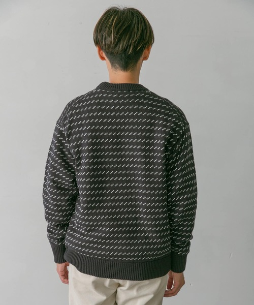 URBAN RESEARCH DOORS（アーバンリサーチドアーズ）の「『ユニセックス』バーズアイクルーネックニット（ニット/セーター・メンズ・ブルー系その他/ホワイト系その他/ブラウン系その他/ブラック系その他・SMALL/MEDIUM/LARGE）」の18枚目の写真